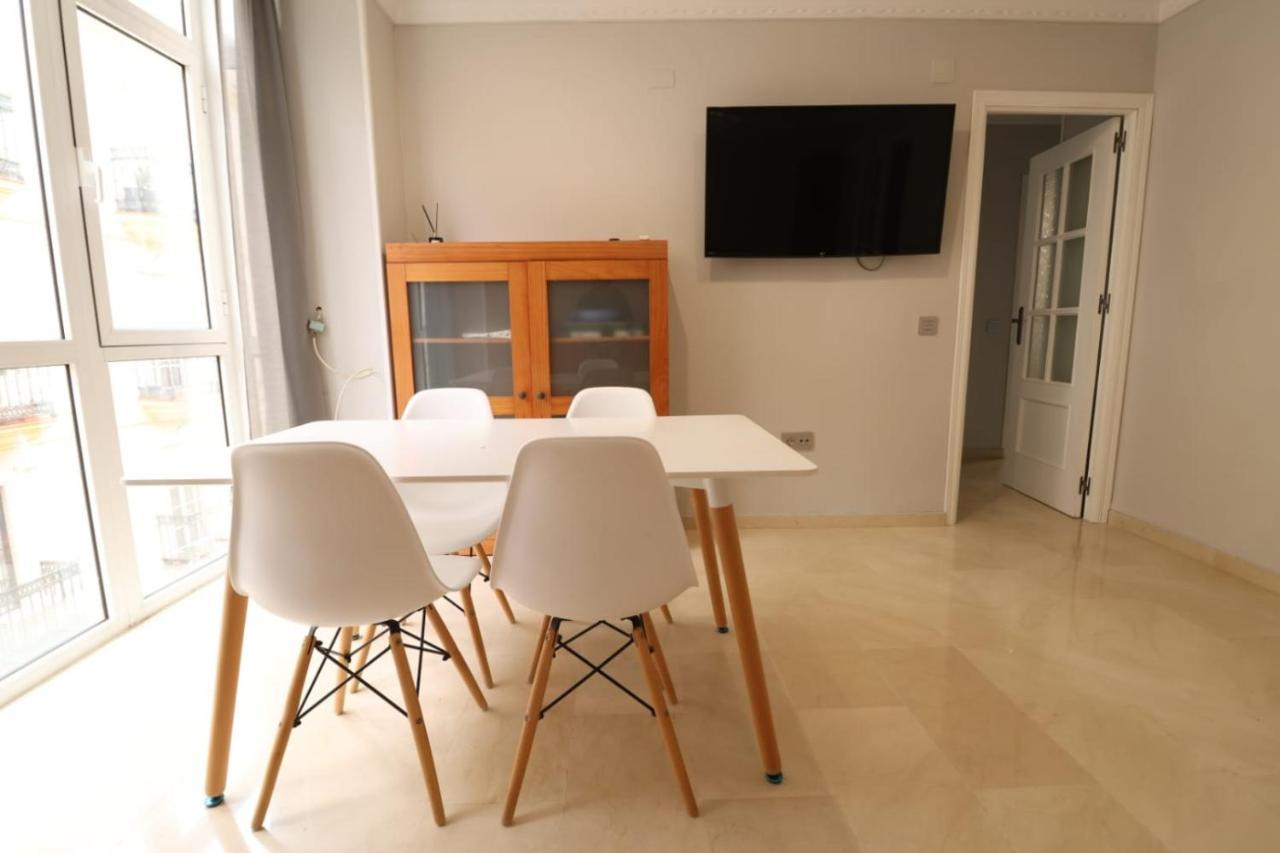 Apartament Piso En Pleno Centro De Huelva. Zewnętrze zdjęcie